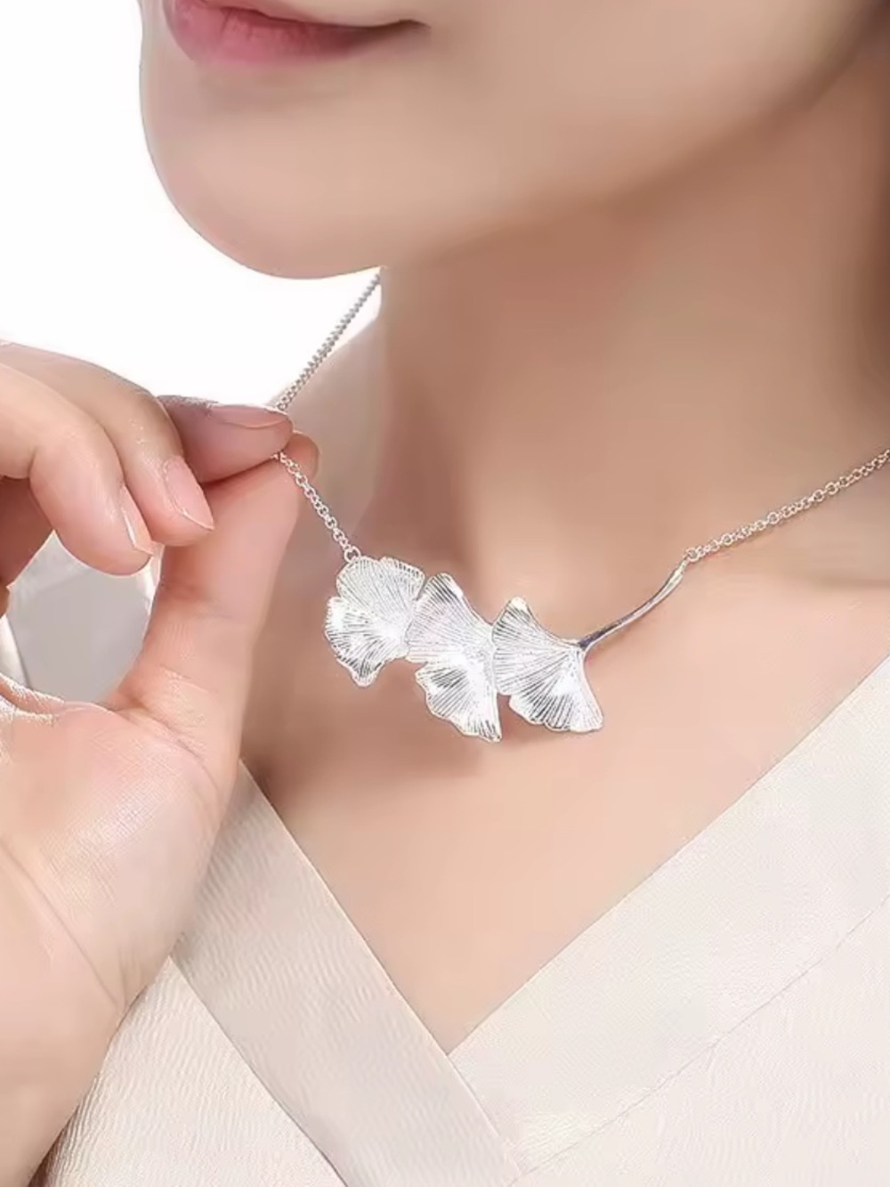 Silver Gingko Leaf Cascade Necklace